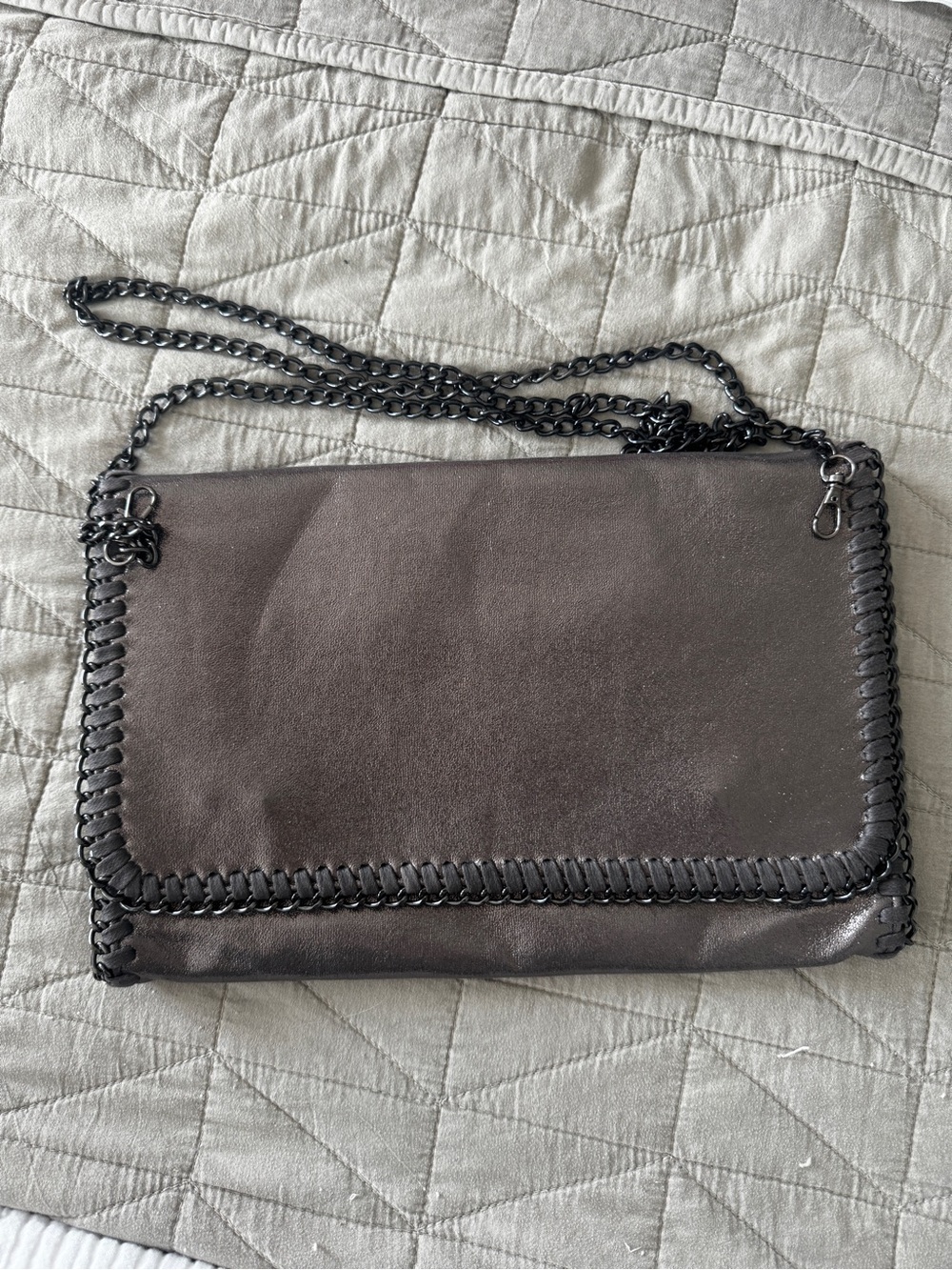 Tarnish Chain-Trim Metallic Chain Purse / Clutch